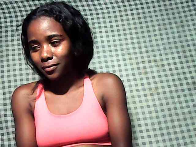 LandiQueen12 webcam