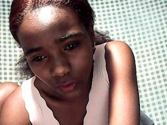 LandiQueen12