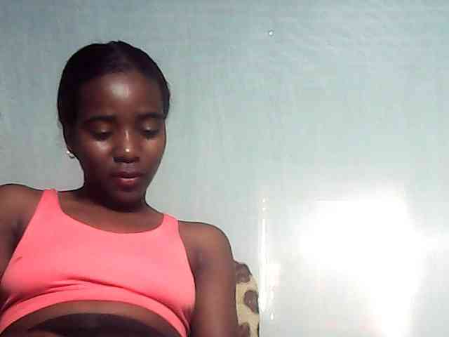 LandiQueen12