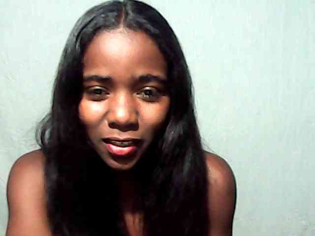 LandiQueen12 webcam