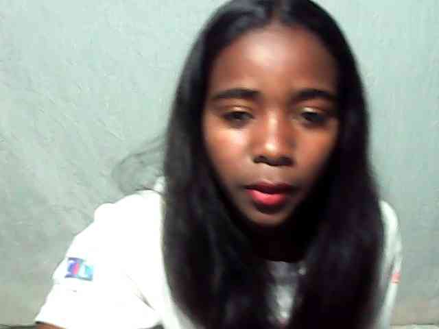 LandiQueen12 webcam