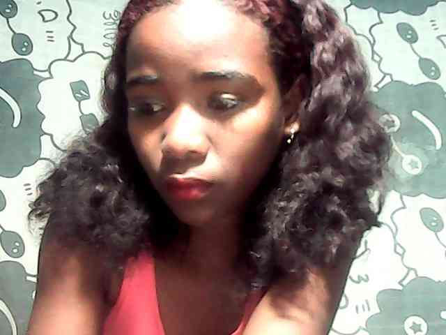 LandiQueen12 webcam