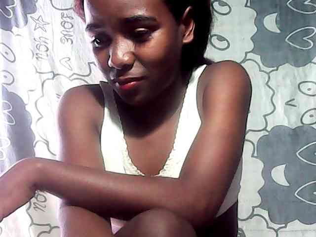LandiQueen12