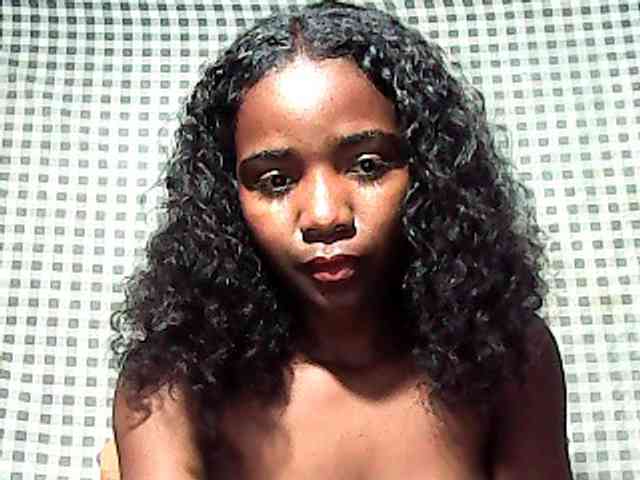 LandiQueen12