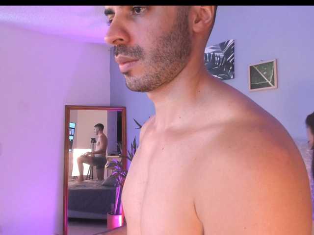 AxelandLara live cam on BongaCams