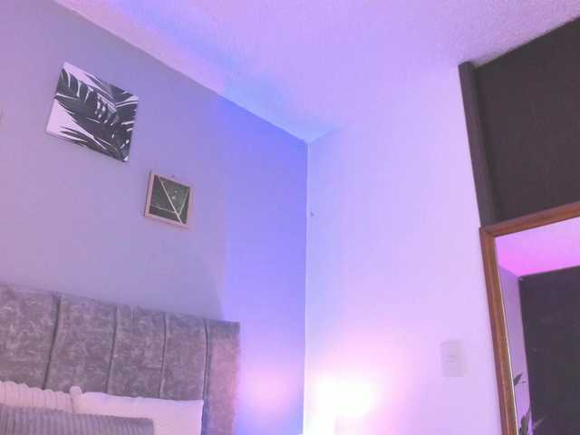 AxelandLara live cam on BongaCams