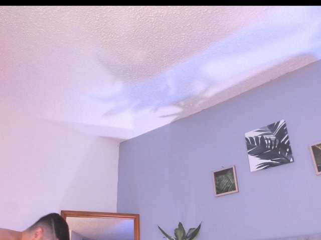 AxelandLara live cam on BongaCams