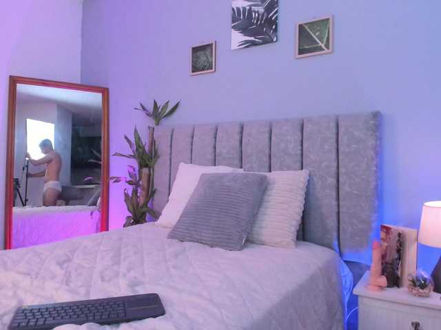 AxelandLara live cam on BongaCams
