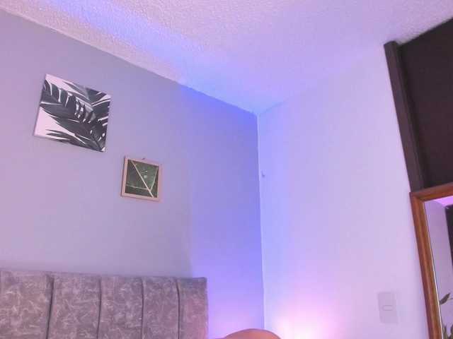 AxelandLara live cam on BongaCams