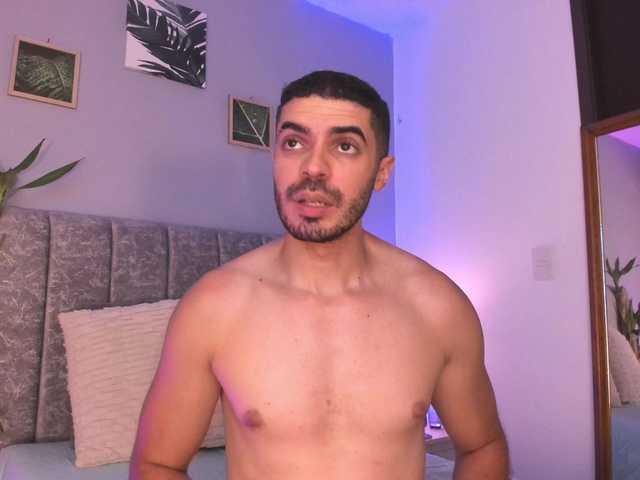 AxelandLara live cam on BongaCams