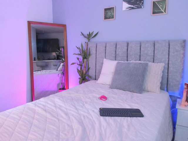 AxelandLara live cam on BongaCams