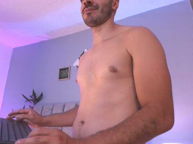 AxelandLara live cam on BongaCams
