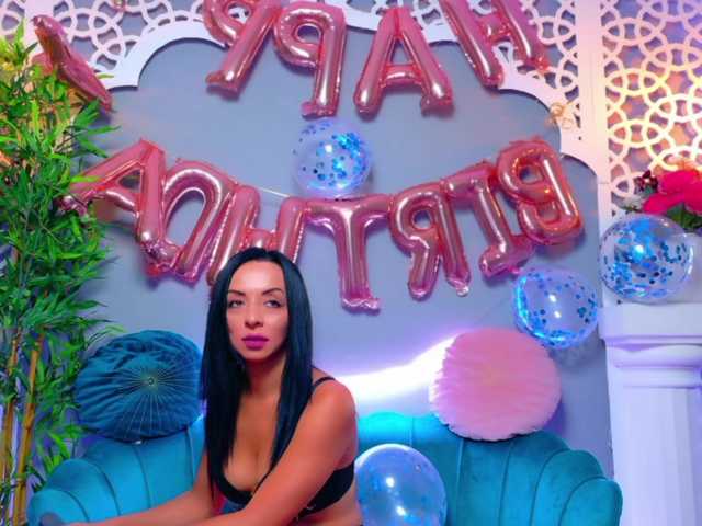 LunaLuxe live cam on BongaCams