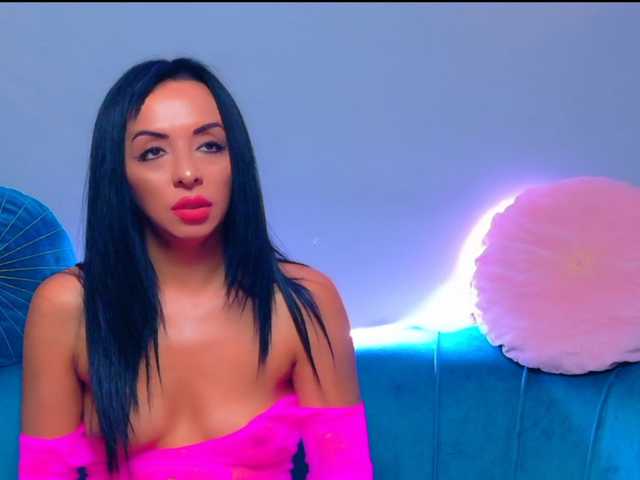 LunaLuxe live cam on BongaCams