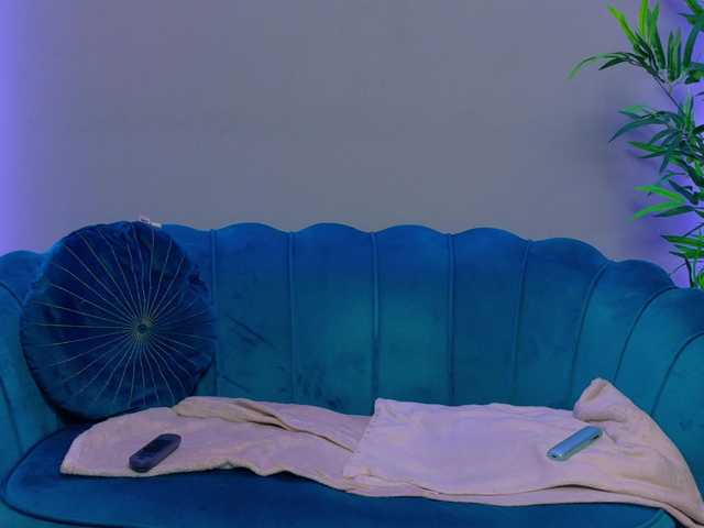 lunaluxe live sex show
