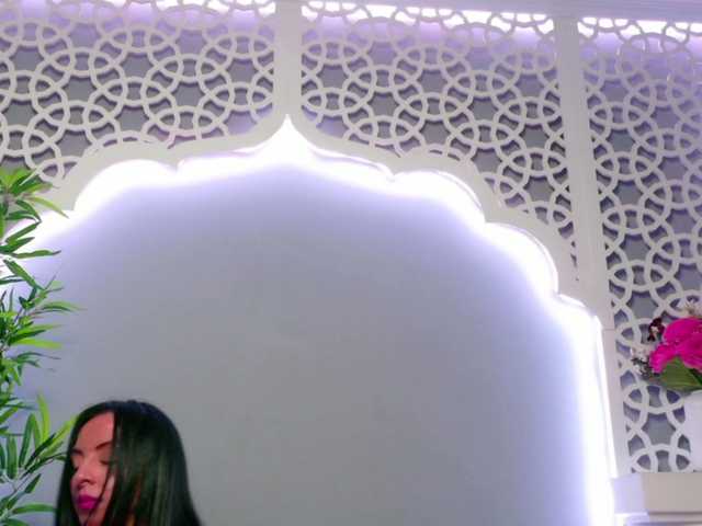 LunaLuxe live cam on BongaCams