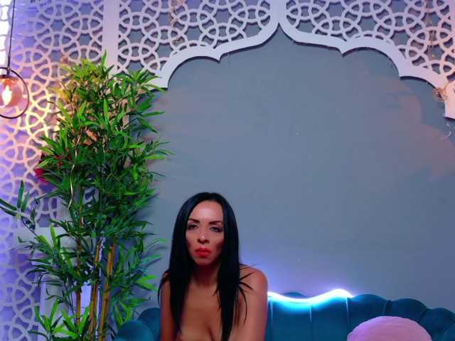 LunaLuxe live cam on BongaCams