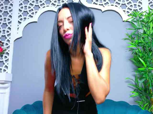 LunaLuxe webcam