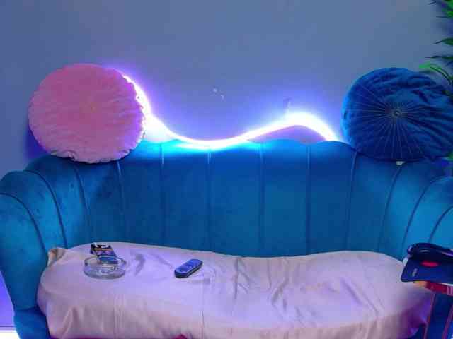 LunaLuxe webcam
