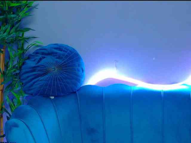 LunaLuxe webcam