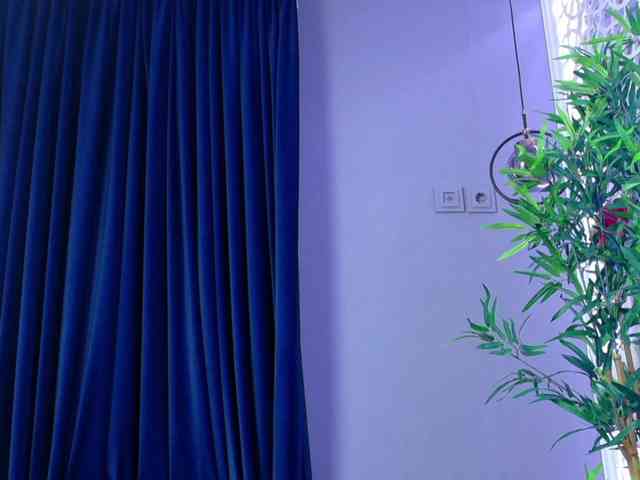 LunaLuxe webcam