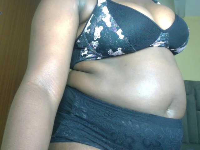 Prettyebony16