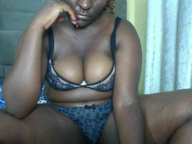 Prettyebony16 webcam