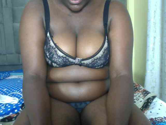 Prettyebony16 webcam