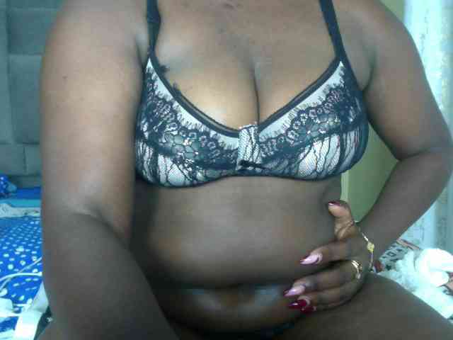 Prettyebony16 webcam