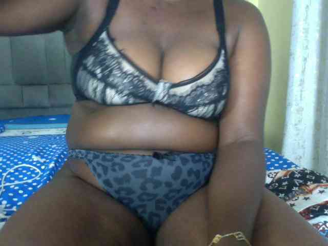 Prettyebony16 Prettyebony16
