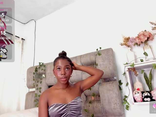 AprilBratz live cam on BongaCams