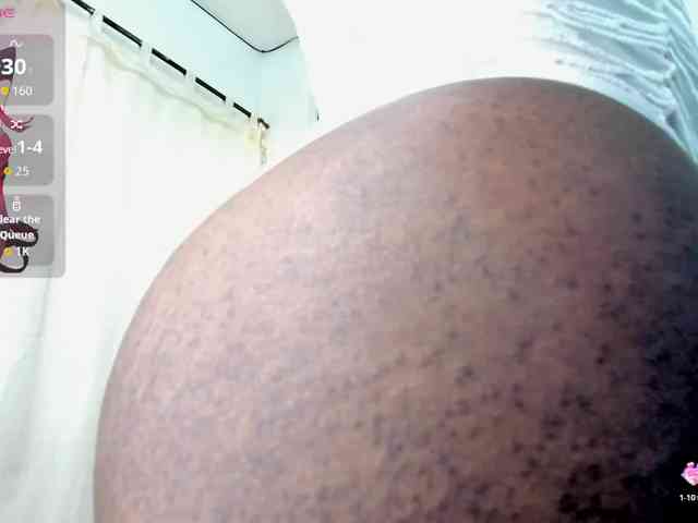 AprilBratz webcam