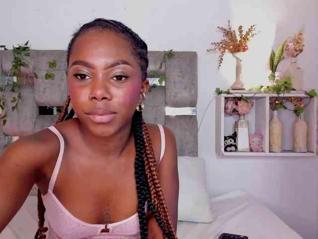AprilBratz webcam