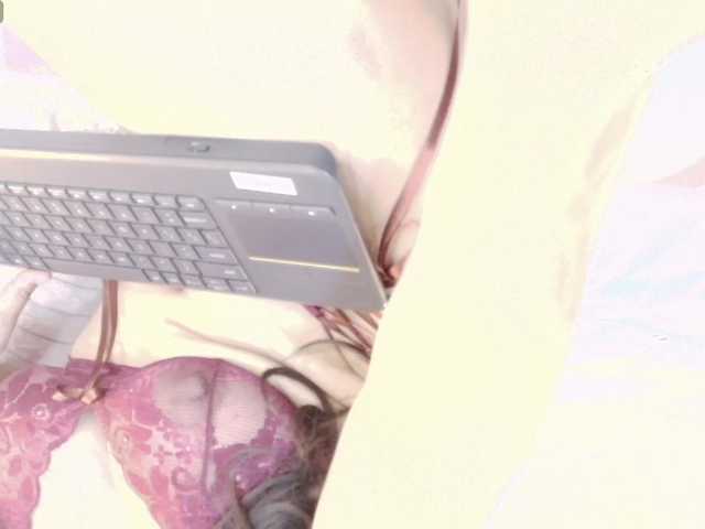 DulceeCielo live webcam show