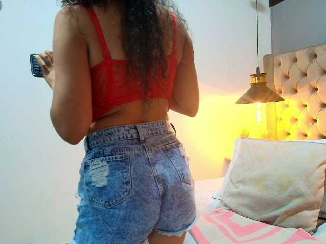 DulceeCielo live webcam show