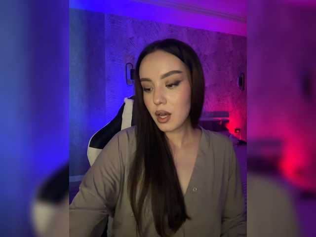 LizaKing live cam preview