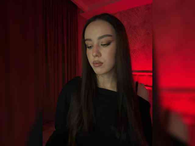 LizaKing webcam