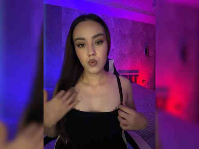 LizaKing webcam