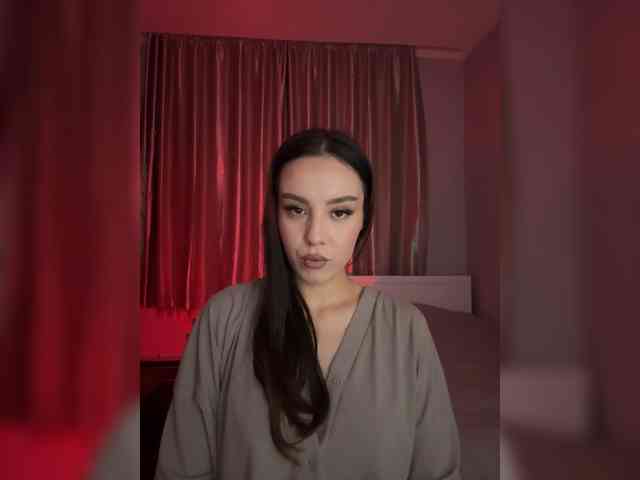 LizaKing webcam