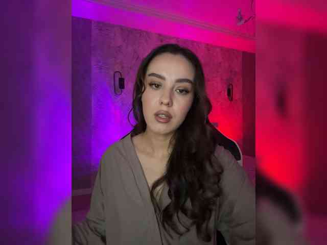 LizaKing webcam