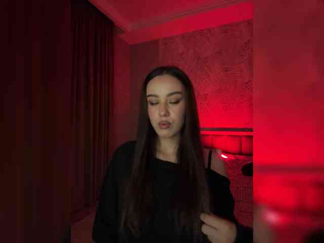 LizaKing webcam