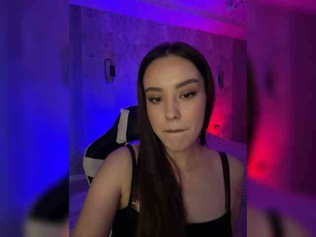 LizaKing webcam