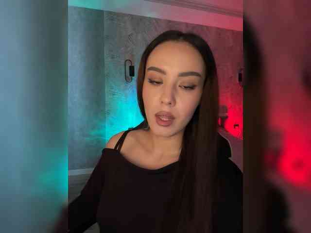 LizaKing webcam
