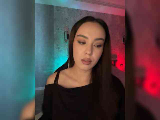 LizaKing webcam