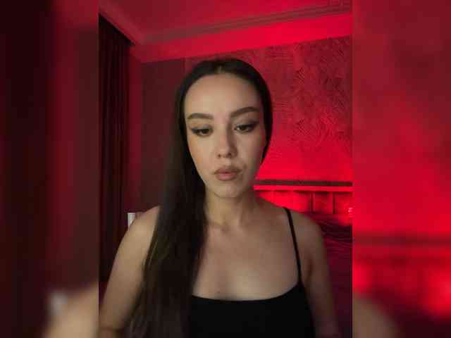 Model: LizaKing
