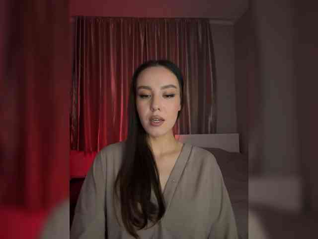 LizaKing webcam