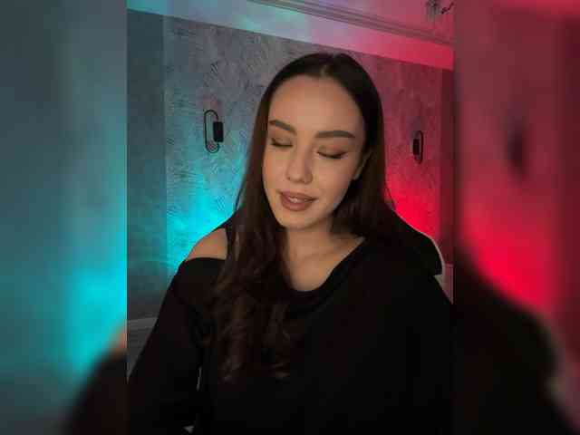 LizaKing webcam