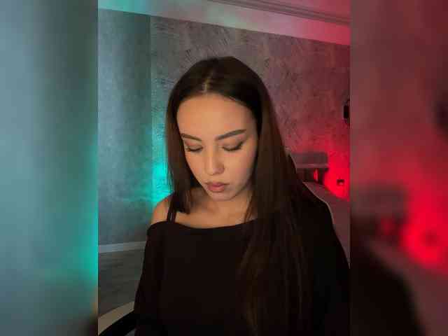 LizaKing webcam