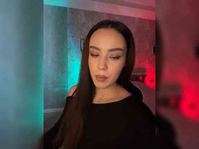 LizaKing webcam