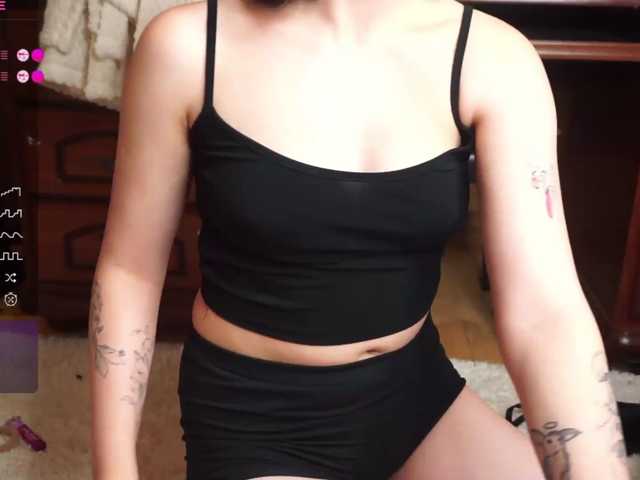 GracieBacie live cam on BongaCams